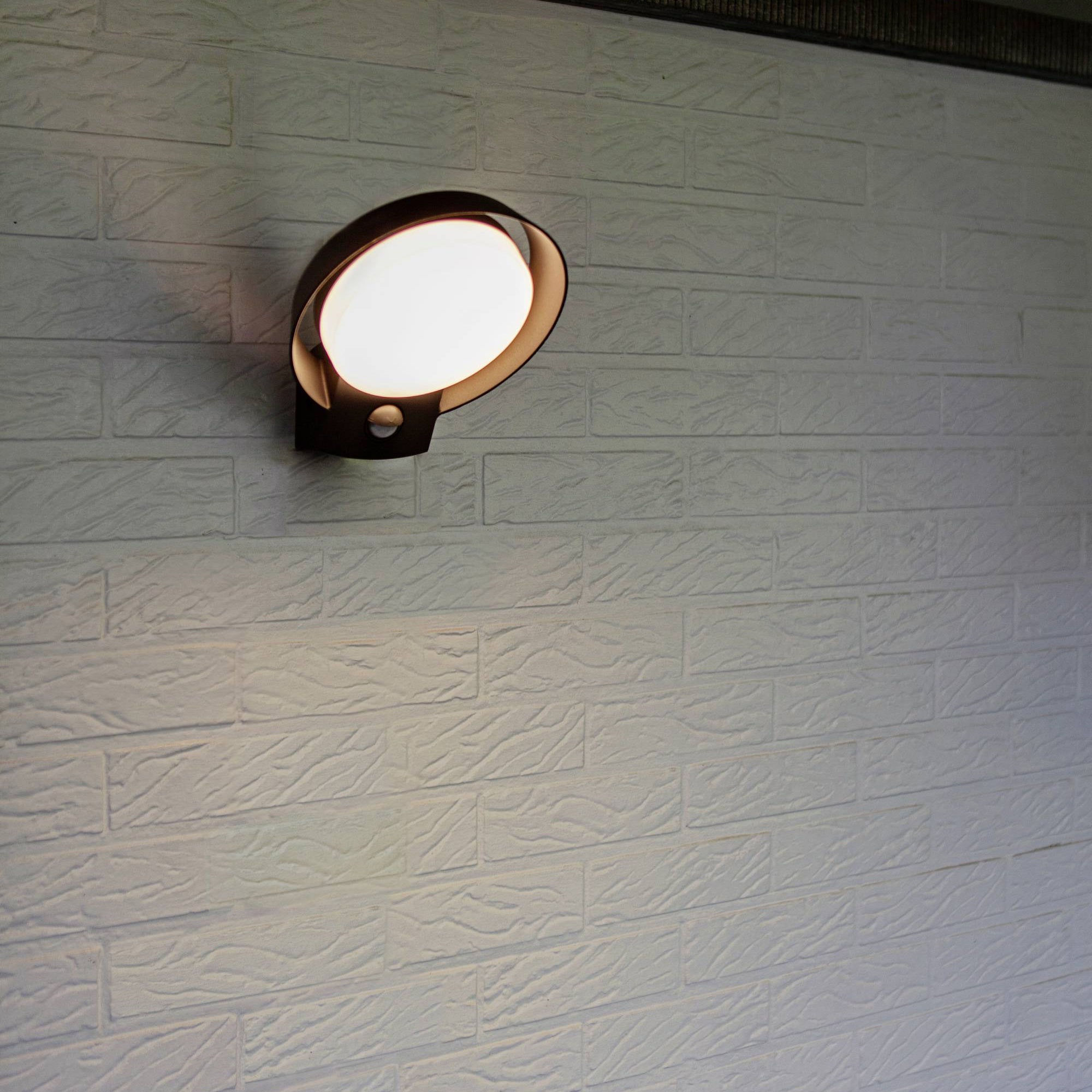 POLO LED zidna svjetiljka sa senzorom 16,1W 3000K